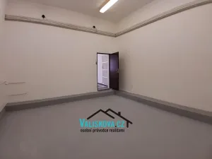 Pronájem výrobních prostor, Kroměříž, 80 m2
