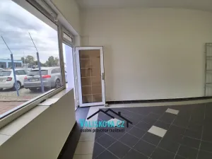 Pronájem výrobních prostor, Kroměříž, 80 m2