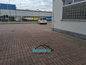 Pronájem výrobních prostor, Kroměříž, 80 m2