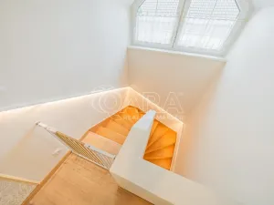 Prodej rodinného domu, Hovorčovice, Rozmarná, 169 m2