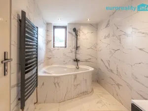 Prodej rodinného domu, Zadní Chodov, 295 m2