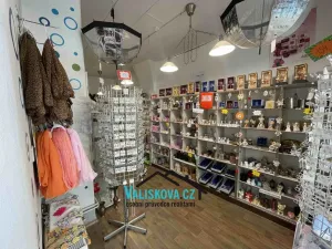 Pronájem obchodního prostoru, Kroměříž, Velké náměstí, 32 m2