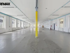 Prodej výrobních prostor, Aš, Mánesova, 2350 m2