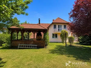 Prodej rodinného domu, Praha - Lysolaje, Nad Helmrovkou, 331 m2