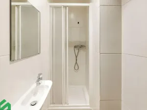 Pronájem bytu 1+kk, Praha - Libeň, V Holešovičkách, 30 m2
