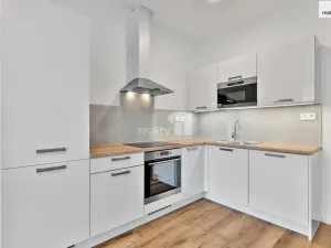 Pronájem bytu 2+kk, Liberec - Liberec II-Nové Město, Chrastavská, 50 m2