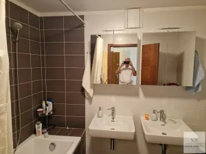 Prodej bytu 2+kk, Karlovy Vary, Libušina, 90 m2