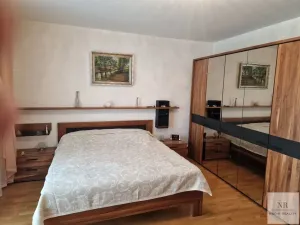 Prodej bytu 2+kk, Karlovy Vary, Libušina, 90 m2