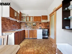 Prodej obchodního prostoru, Lomnice nad Popelkou, Komenského, 234 m2