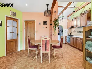Prodej obchodního prostoru, Lomnice nad Popelkou, Komenského, 234 m2
