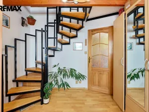 Prodej obchodního prostoru, Lomnice nad Popelkou, Komenského, 234 m2