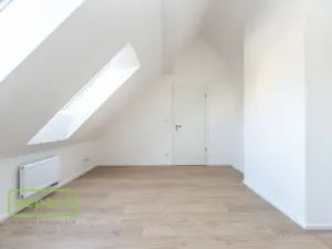 Prodej bytu 4+kk, Slaný - Kvíček, K. H. Borovského, 85 m2