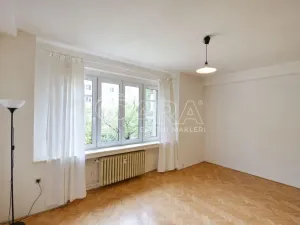 Pronájem bytu 2+1, Praha - Vršovice, Čeljabinská, 70 m2