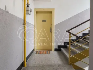 Pronájem bytu 2+1, Praha - Vršovice, Čeljabinská, 70 m2