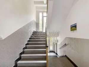 Pronájem bytu 2+1, Praha - Vršovice, Čeljabinská, 70 m2
