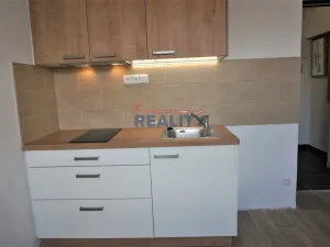 Pronájem bytu 1+kk, České Budějovice - České Budějovice 3, Pekárenská, 20 m2