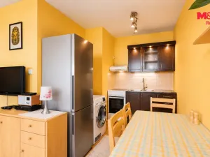 Prodej bytu 2+kk, Praha - Prosek, Vysočanská, 38 m2