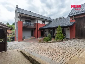 Prodej rodinného domu, Pozlovice, Hlavní, 170 m2