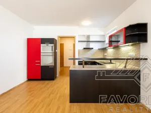 Pronájem bytu 2+kk, Praha - Letňany, Chlebovická, 56 m2