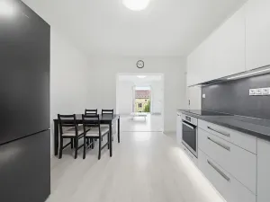 Pronájem bytu 2+kk, Ostrov, Halasova, 55 m2
