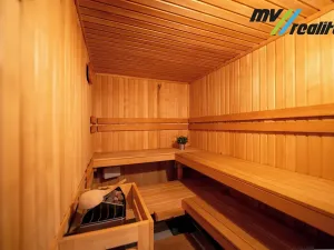 Prodej rodinného domu, Městec Králové, Třešňová, 300 m2