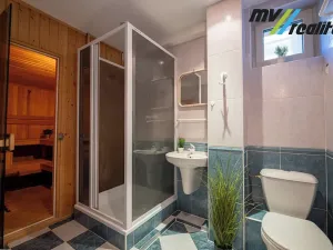 Prodej rodinného domu, Městec Králové, Třešňová, 300 m2