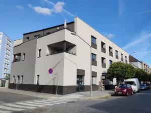 Pronájem bytu 3+kk, Strakonice - Strakonice II, Bezděkovská, 72 m2