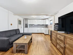 Prodej rodinného domu, Chudeřice, 250 m2