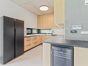 Pronájem rodinného domu, Praha - Benice, 202 m2