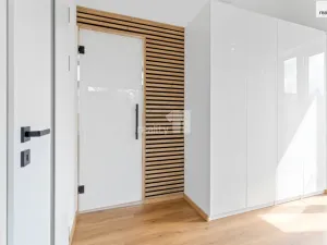 Pronájem rodinného domu, Praha - Benice, 202 m2