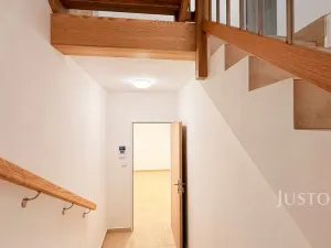 Pronájem bytu 2+1, Liberec - Liberec IV-Perštýn, U Krematoria, 65 m2