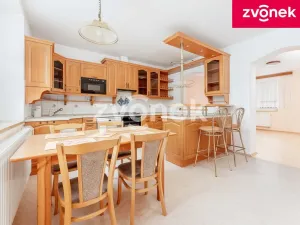 Prodej rodinného domu, Zlín, Hornomlýnská, 218 m2