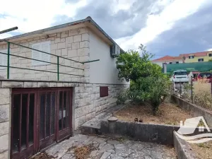 Prodej rodinného domu, Supetar, Chorvatsko, 300 m2