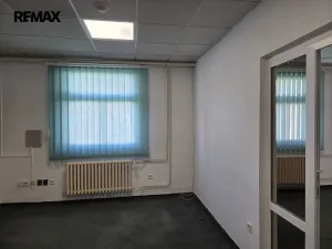 Pronájem kanceláře, Hradec Králové - Slezské Předměstí, Bieblova, 16 m2