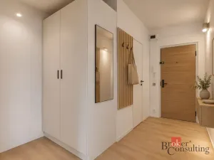 Prodej bytu 2+1, Hradec Králové - Moravské Předměstí, Štefánikova, 62 m2