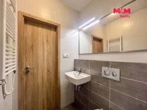 Pronájem bytu 2+kk, Praha - Hlubočepy, Geologická, 34 m2