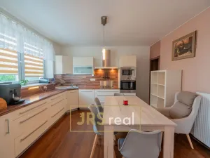 Prodej rodinného domu, Kobylí, 220 m2