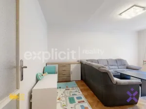 Prodej bytu 3+1, Zlín, Dukelská, 72 m2