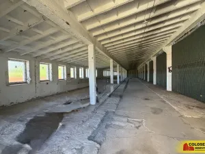 Pronájem skladu, Chvalovice, 533 m2