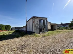Pronájem skladu, Chvalovice, 330 m2