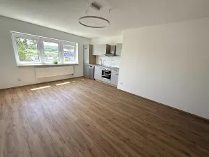 Pronájem bytu 2+kk, Brno, Černohorská, 48 m2