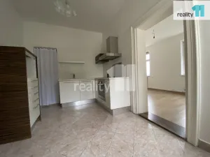 Pronájem bytu 2+1, Nový Bor, Husova, 60 m2