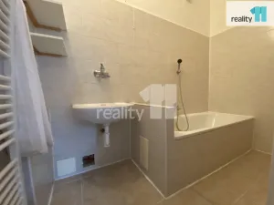 Pronájem bytu 2+1, Nový Bor, Husova, 60 m2