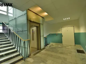 Pronájem kanceláře, Hradec Králové - Slezské Předměstí, Bratří Štefanů, 35 m2