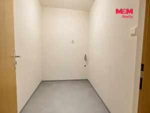 Pronájem bytu 1+kk, Praha - Vinohrady, Radhošťská, 24 m2