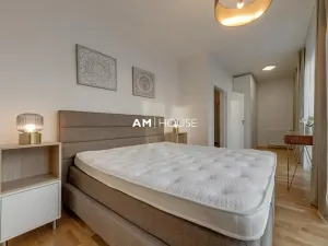Pronájem bytu 2+kk, Praha - Vysočany, Vysočanská, 55 m2