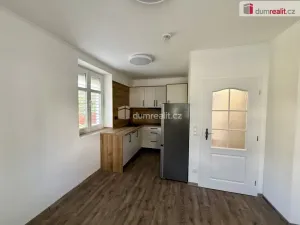 Pronájem bytu 2+kk, Mariánské Lázně - Úšovice, Palackého, 40 m2
