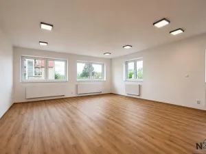 Pronájem bytu 2+kk, Úherce, Hlavní, 73 m2