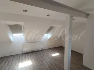 Pronájem bytu 2+1, Malhostovice, 53 m2