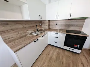 Pronájem bytu 2+kk, Otrokovice, Moravní, 34 m2